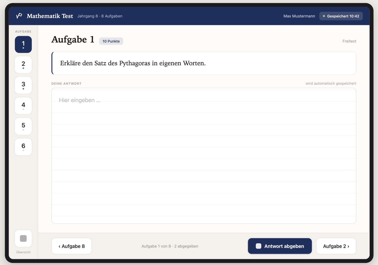 Die Schüler-App auf dem iPad: Aufgabe 1 einer Mathematikarbeit mit Aufgabentext, liniertem Antwortfeld, Aufgabenleiste und der Schaltfläche „Antwort abgeben“.